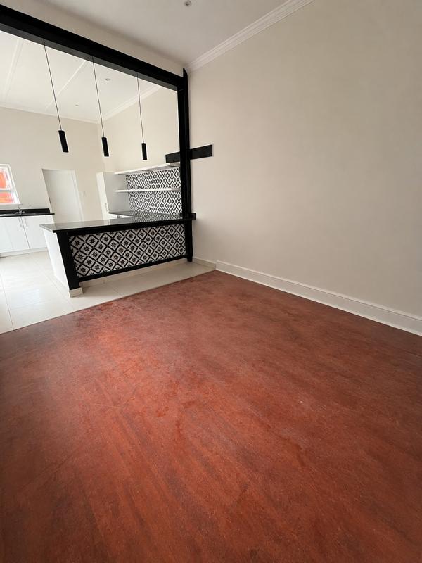 To Let 2 Bedroom Property for Rent in Woodstock Upper Western Cape